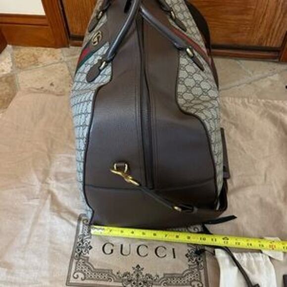 Gucci LARGE Savoy, duffel bag, GG supreme brown and tan, made in Italy NWT - Picture 8 of 15